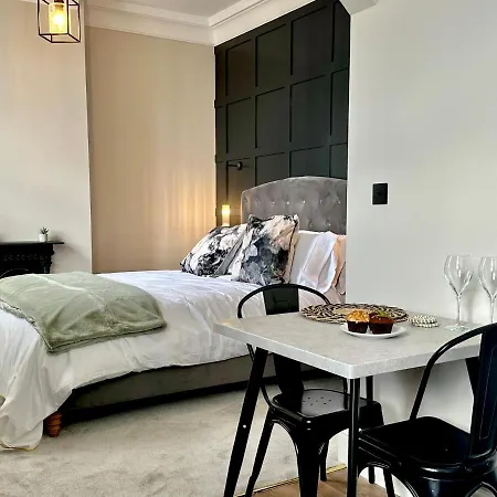 Minster Peak Lägenhet *