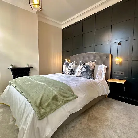 Minster Peak Apartment *