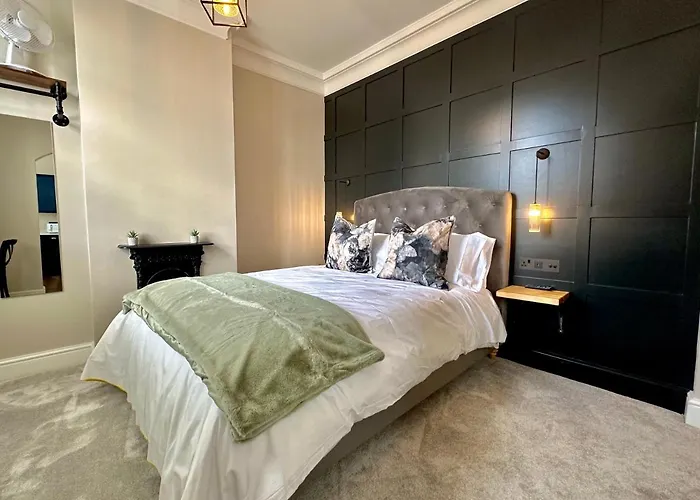 Minster Peak Apartament *